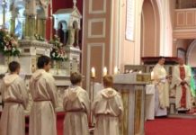Bishop Michael Smith celebrates Mass for Polish community